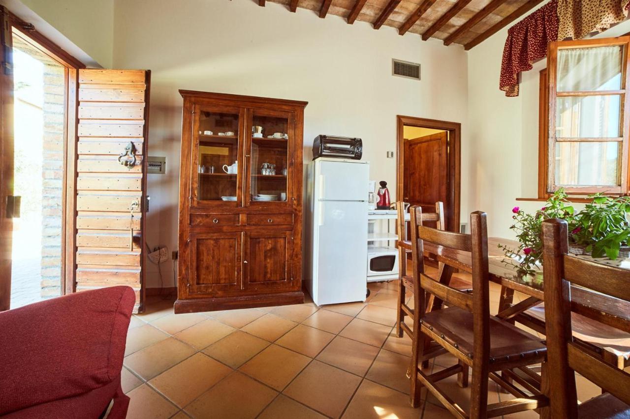 Agriturismo Palazzo Bandino - Wine Cellar, On Reservation Restaurant And Spa キアンチャーノ・テルメ エクステリア 写真