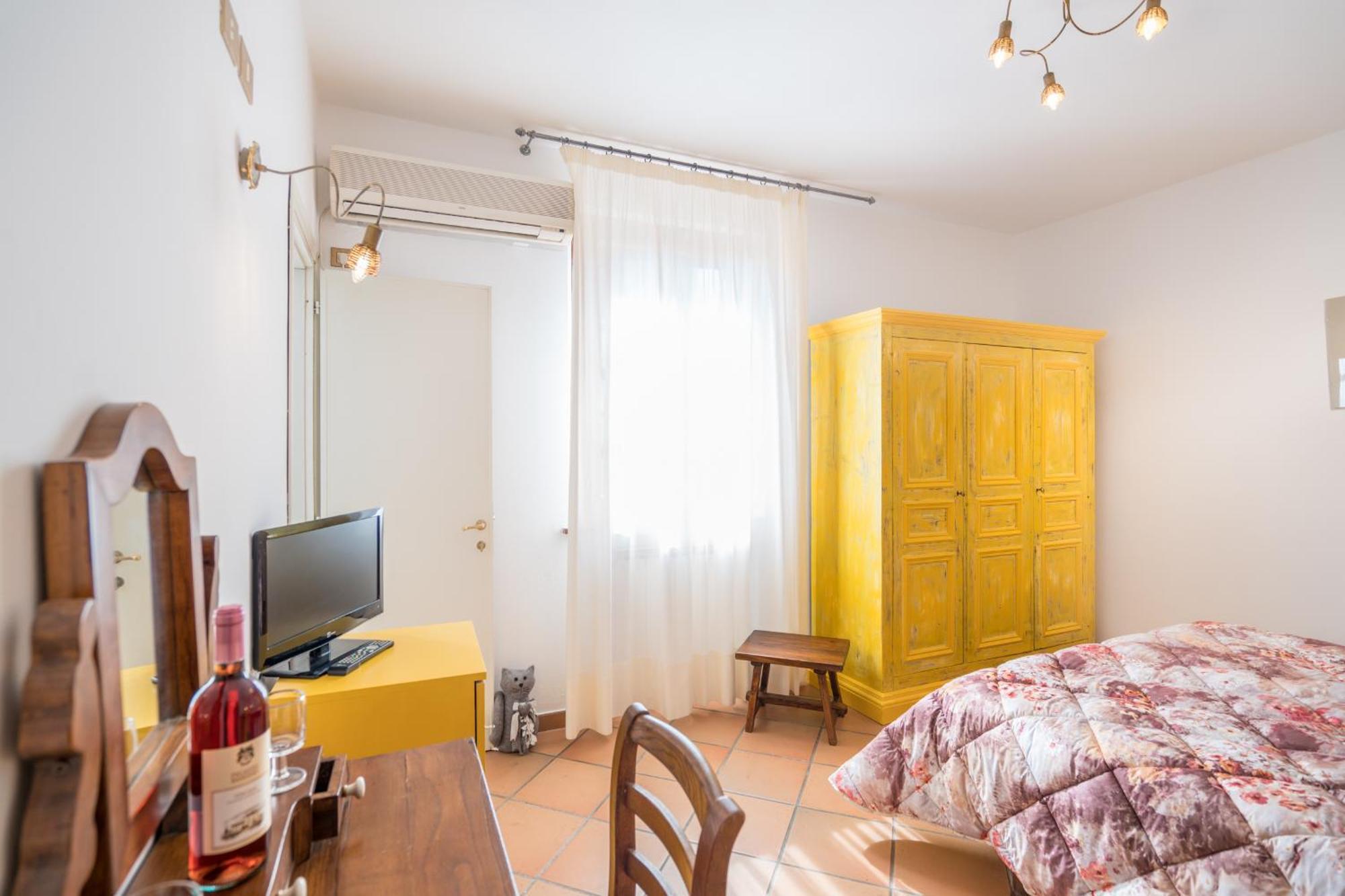 Agriturismo Palazzo Bandino - Wine Cellar, On Reservation Restaurant And Spa キアンチャーノ・テルメ エクステリア 写真